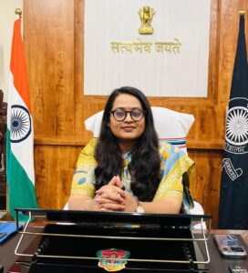 जिले की नवपदस्थ कलेक्टर श्रीमती तुलिका प्रजापति ने किया कार्यभार ग्रहण**  कबीर क्रांति ब्रेकिंग न्यूज़ देखिये डी एन योगी जी समाचार
